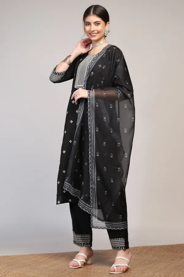 Black_Silk_Blend_Ankle_Length_Kurta_Pant_Suit_Set