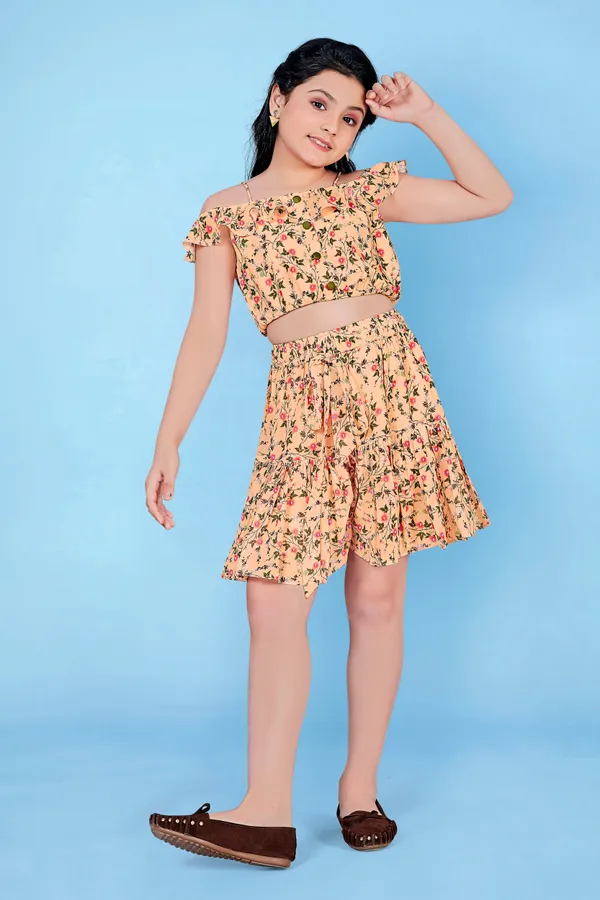 Georgette_Top_With_Ruffle_Short_Clothing_Set_For_Girls