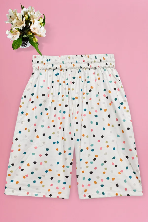 White_Cotton_Lycra_Top_With_Short_Pant_For_Girls
