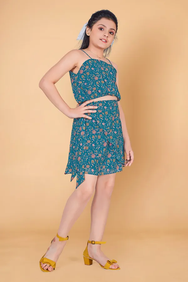 Teal_Blue_Spaghetti_Georgette_Top_With_Layer_Skirt_Clothing_Set_For_Girls