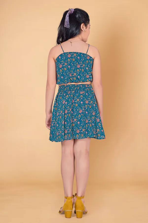 Teal_Blue_Spaghetti_Georgette_Top_With_Layer_Skirt_Clothing_Set_For_Girls