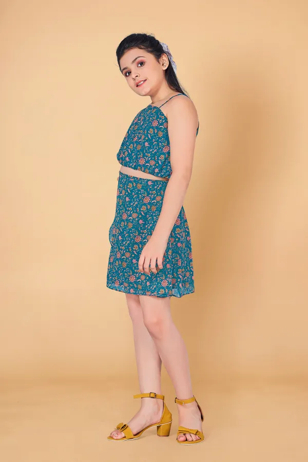 Teal_Blue_Spaghetti_Georgette_Top_With_Layer_Skirt_Clothing_Set_For_Girls