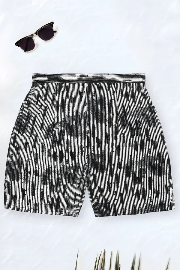 Black_Lycra_Solid_Top_With_All_Over_Printed_Short_Pant_Set_For_Girls