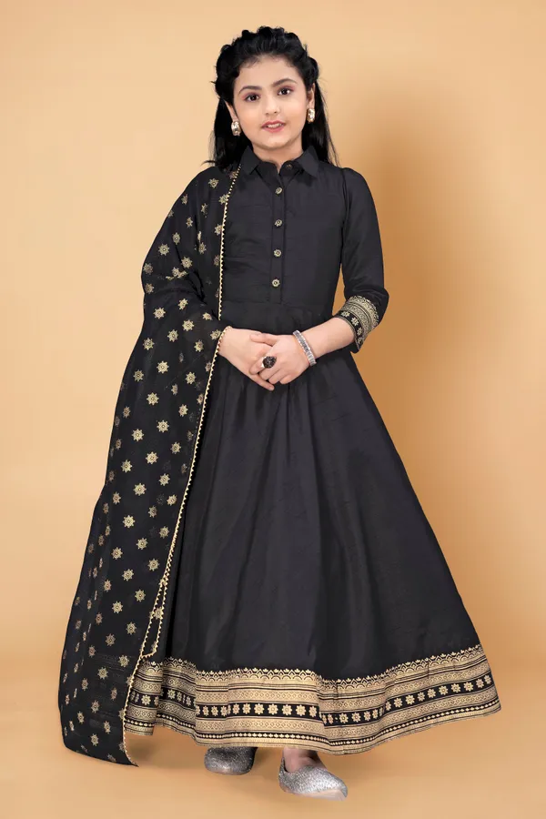 Black_Maxi_Length_Foil_Printed_Dress_With_Dupatta_For_Girls