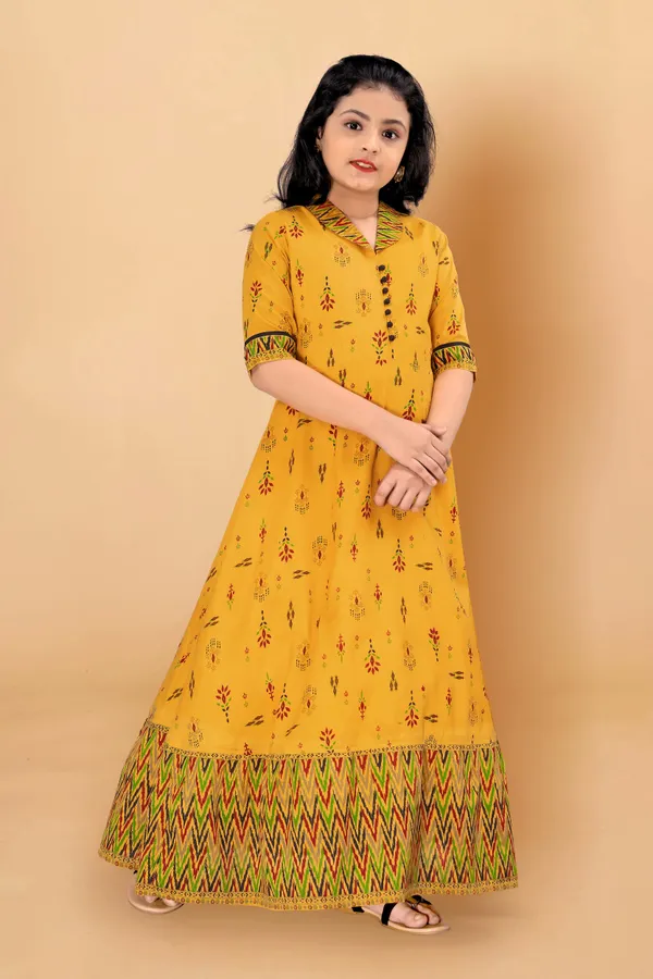 Maxi_Length_Flared_Pigment_Print_Gown_For_Girls