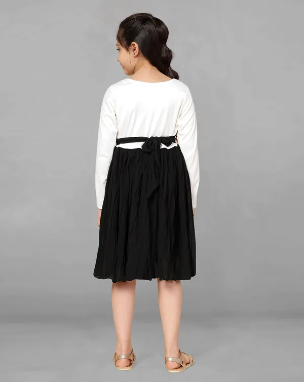 Black_Knee_Length_Crinkle_Dress_For_Girls