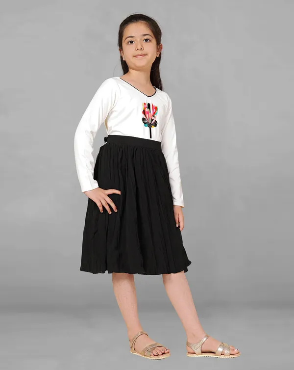 Black_Knee_Length_Crinkle_Dress_For_Girls