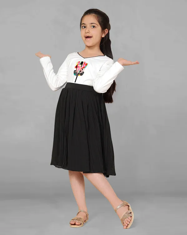 Black_Knee_Length_Crinkle_Dress_For_Girls