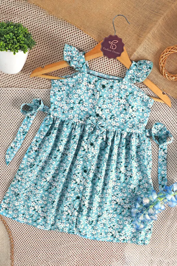 Blue_Fit_And_Flared_Floral_Printed_Above_Knee_Length_Dress_For_Girls