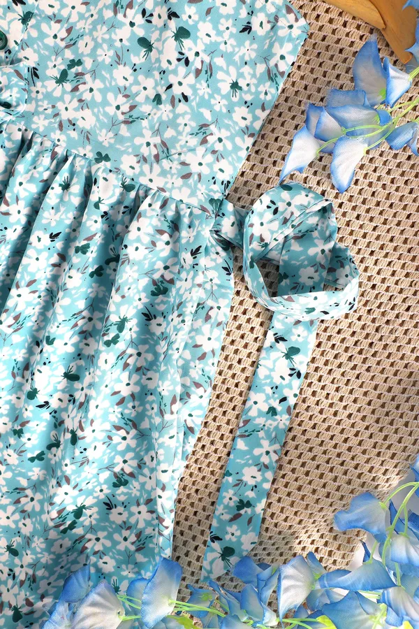 Blue_Fit_And_Flared_Floral_Printed_Above_Knee_Length_Dress_For_Girls