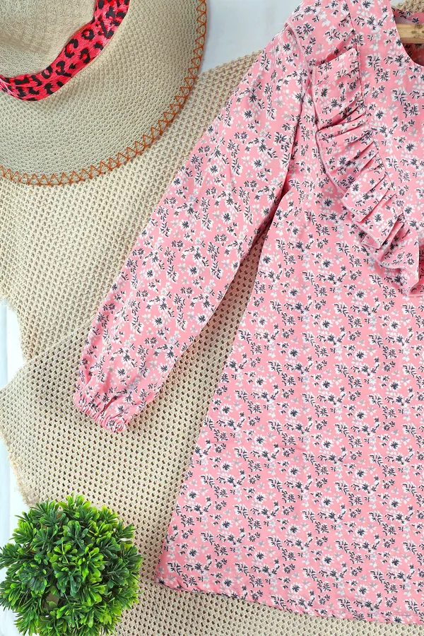 Light_Baby_Pink_Shift_Floral_Printed_Above_Knee_Length_Dress_For_Girls