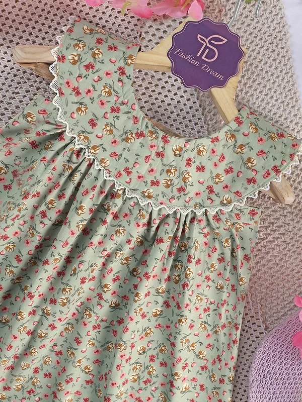 Pista_Shift_Floral_Printed_Above_Knee_Length_Dress_For_Girls