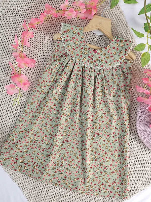 Pista_Shift_Floral_Printed_Above_Knee_Length_Dress_For_Girls