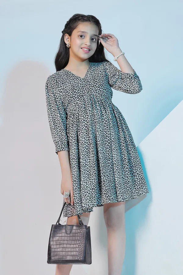 Black_Georgette_Animal_Printed_Above_Knee_Length_Dress_For_Girls