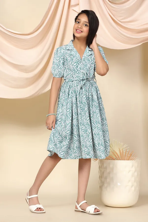 Sea_Green_Bsy_Leaf_Printed_Fit_And_Flare_Knee_Length_Dress_For_Girls