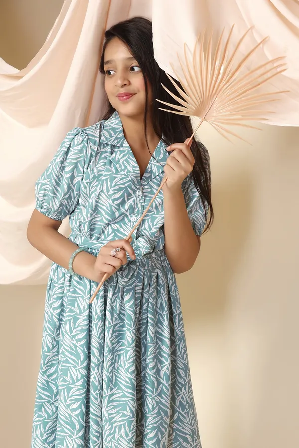 Sea_Green_Bsy_Leaf_Printed_Fit_And_Flare_Knee_Length_Dress_For_Girls