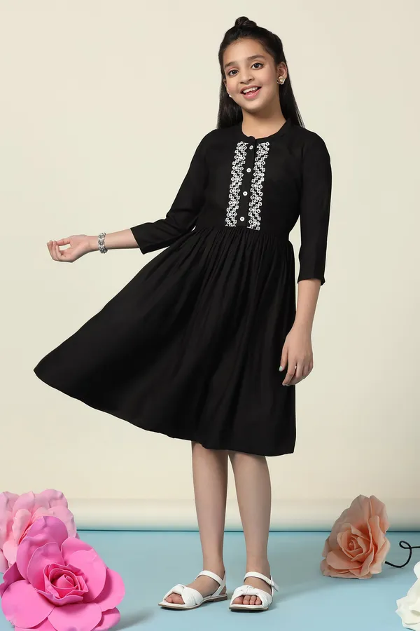 Black_Rayon_Embroidered_Fit_And_Flare_Knee_Length_Dress_For_Girls