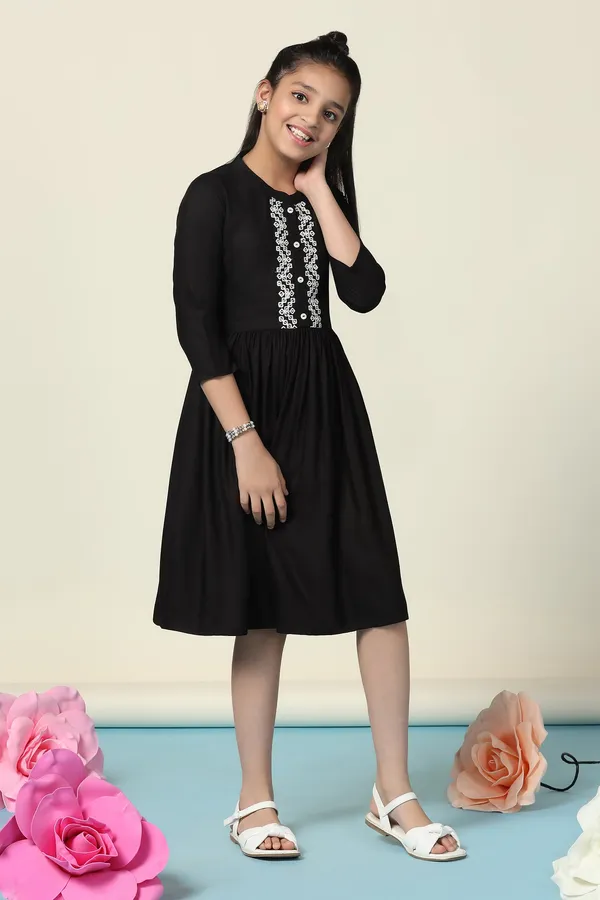 Black_Rayon_Embroidered_Fit_And_Flare_Knee_Length_Dress_For_Girls