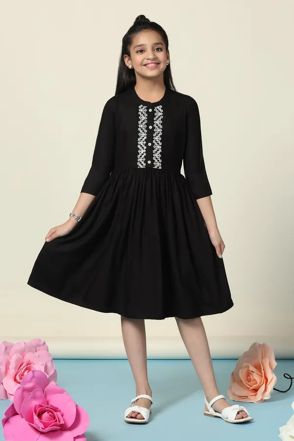 Black_Rayon_Embroidered_Fit_And_Flare_Knee_Length_Dress_For_Girls
