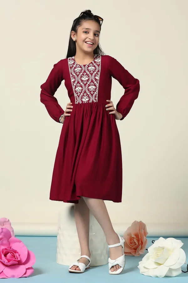 Maroon_Rayon_Embroidered_Fit_And_Flare_Knee_Length_Dress_For_Girls