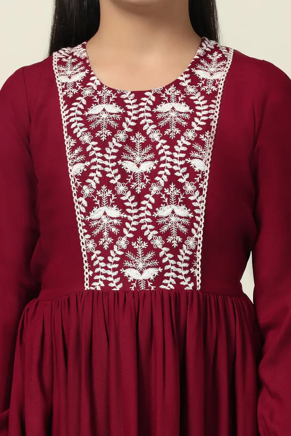 Maroon_Rayon_Embroidered_Fit_And_Flare_Knee_Length_Dress_For_Girls