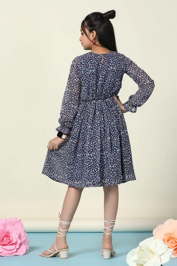 Blue_Georgette_Floral_Printed_Fit_And_Flare_Knee_Length_Dress_For_Girls