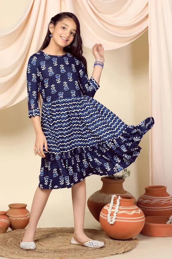 Blue_Slub_Floral_Printed_Knee_Length_Dress_For_Girls