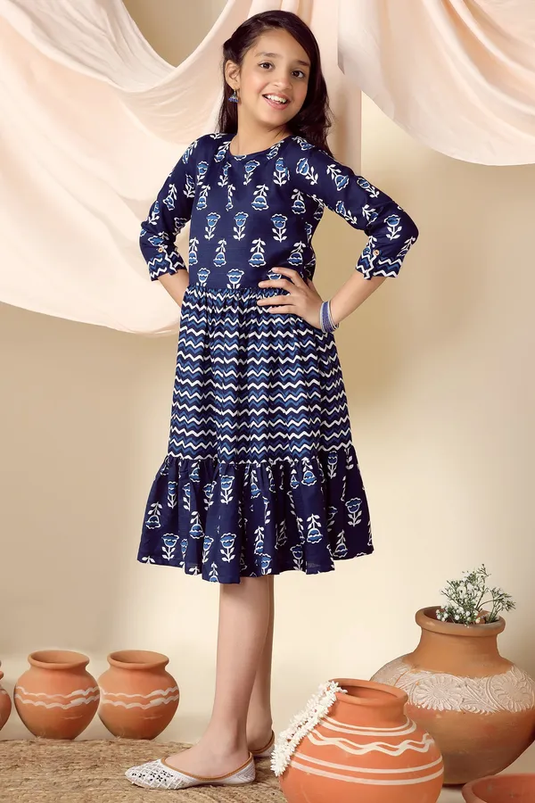 Blue_Slub_Floral_Printed_Knee_Length_Dress_For_Girls