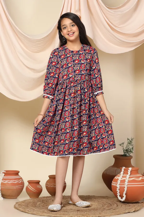 Blue_Slub_Floral_Printed_Knee_Length_Dress_For_Girls
