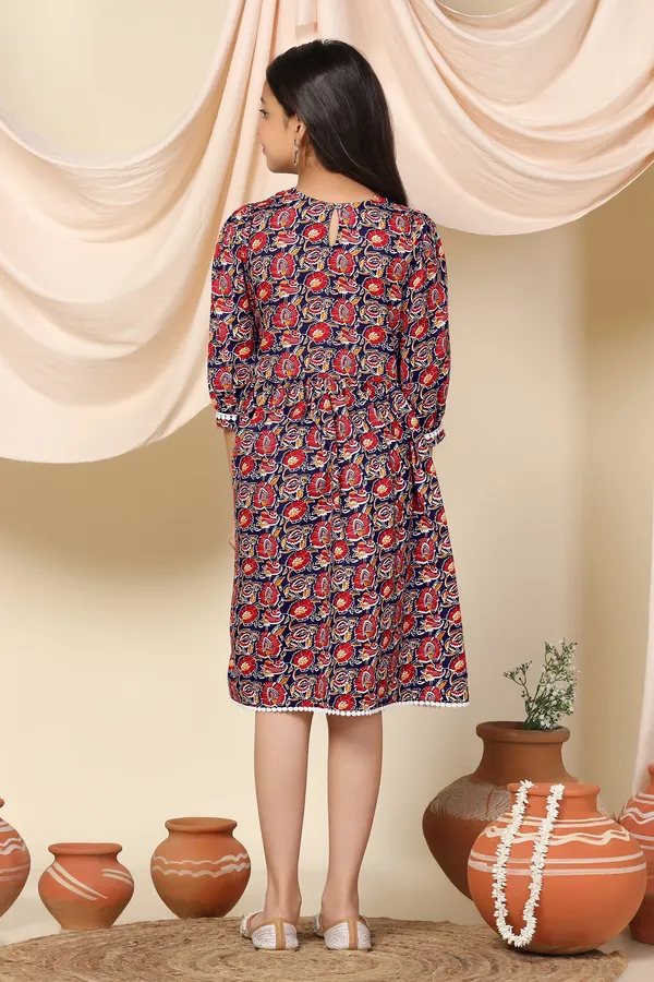 Blue_Slub_Floral_Printed_Knee_Length_Dress_For_Girls