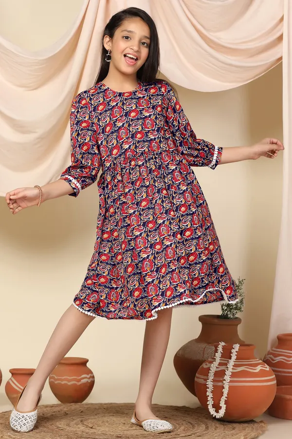 Blue_Slub_Floral_Printed_Knee_Length_Dress_For_Girls
