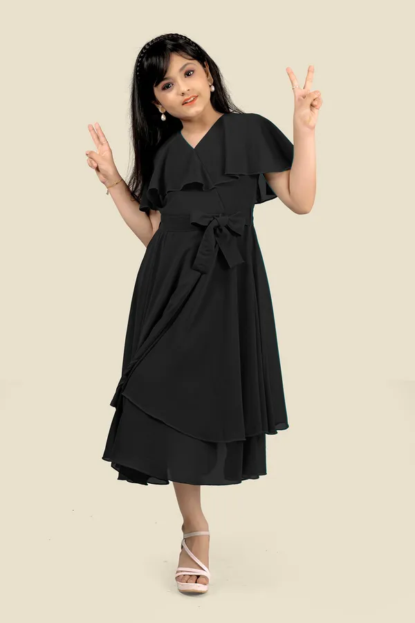 Black_Georgette_Solid_Fit_And_Flare_Knee_Length_Dress_For_Girls