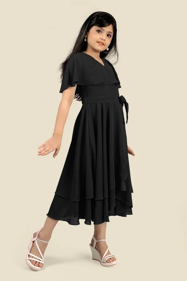 Black_Georgette_Solid_Fit_And_Flare_Knee_Length_Dress_For_Girls