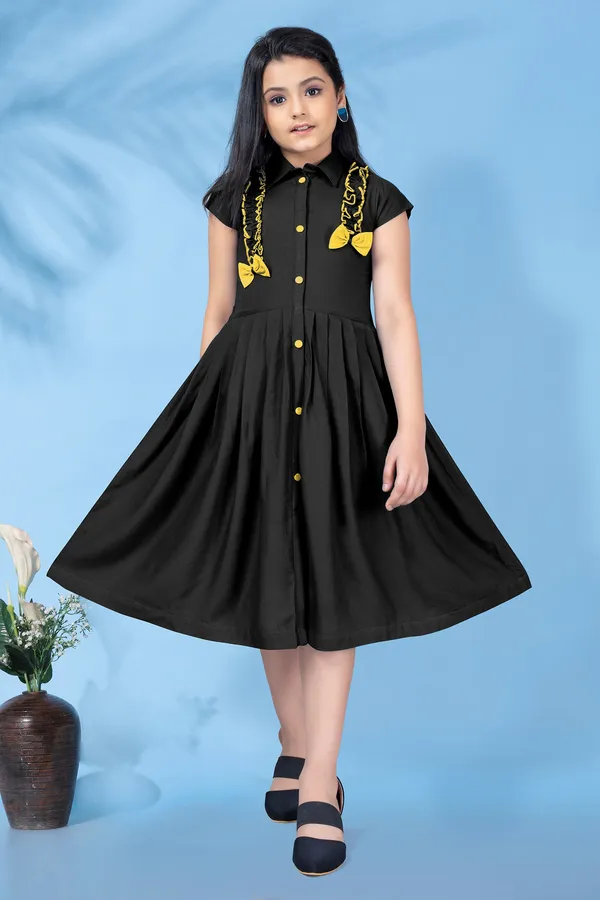 Black_Biscuit_Cotton_Slub_Front_Fastening_Fit_And_Flare_Knee_Length_Dress_For_Girls