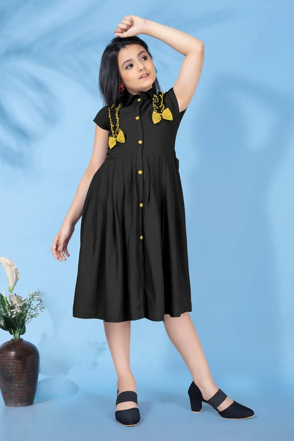 Black_Biscuit_Cotton_Slub_Front_Fastening_Fit_And_Flare_Knee_Length_Dress_For_Girls