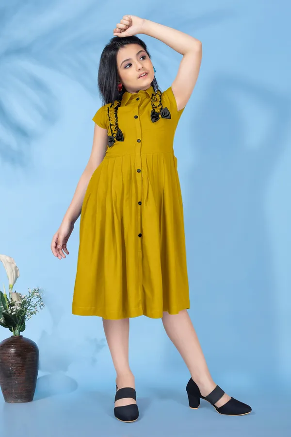 Mustard_Biscuit_Cotton_Slub_Front_Fastening_Fit_&_Flare_Knee_Length_Dress_For_Girls