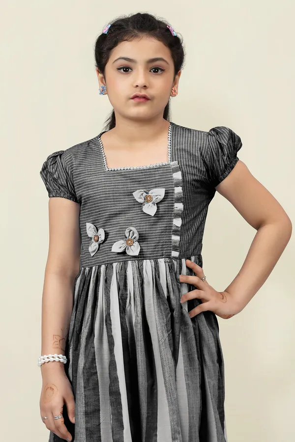 Black_Cotton_Stripe_Printed_Fit_&_Flare_Calf_Length_Dress_For_Girls