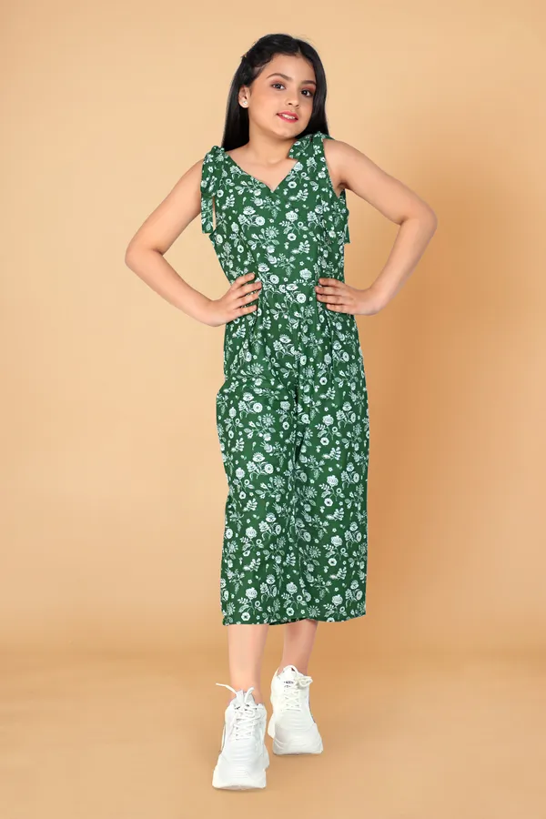 Green_Casual_Pure_Cotton_Print_Self_Tie_Knot_Capri_Jumpsuit_For_Girls