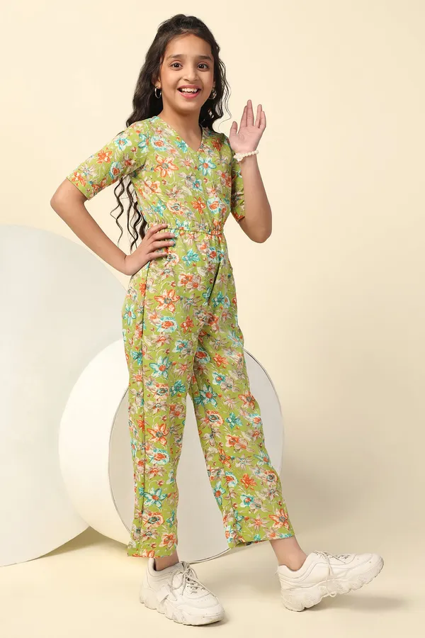 Green_All_Over_Floral_Printed_Basic_Jumpsuit_For_Girls