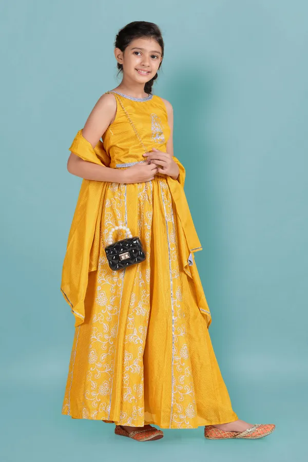 Yellow_Kota_Doria_Foil_Printed_Readymade_Lehenga_Choli_And_Dupatta_Set_For_Girls