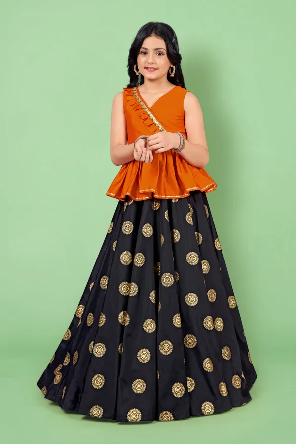 Orange_Taffeta_Foil_Printed_Readymade_Lehenga_Choli_For_Girls