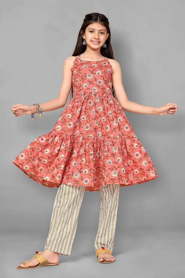Peach_Floral_Printed_Cotton_Kurta_With_Pant_Set_For_Girls