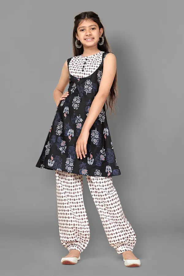 Black_Floral_Printed_Cotton_Kurta_With_Salwar_Set_For_Girls