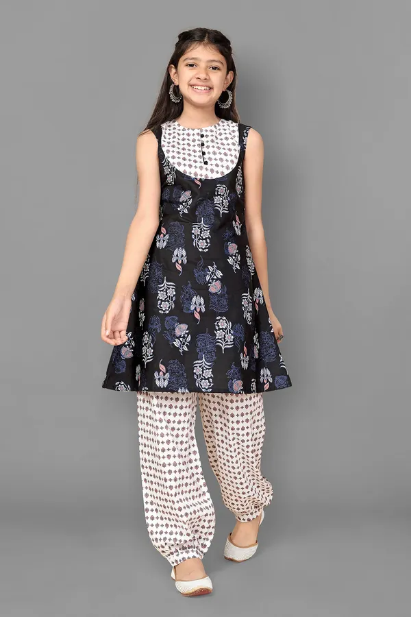 Black_Floral_Printed_Cotton_Kurta_With_Salwar_Set_For_Girls