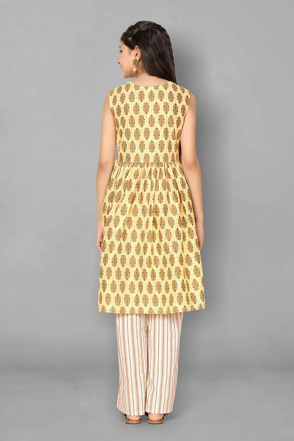 Yellow_Floral_Cotton_Kurta_Palazzo_Set