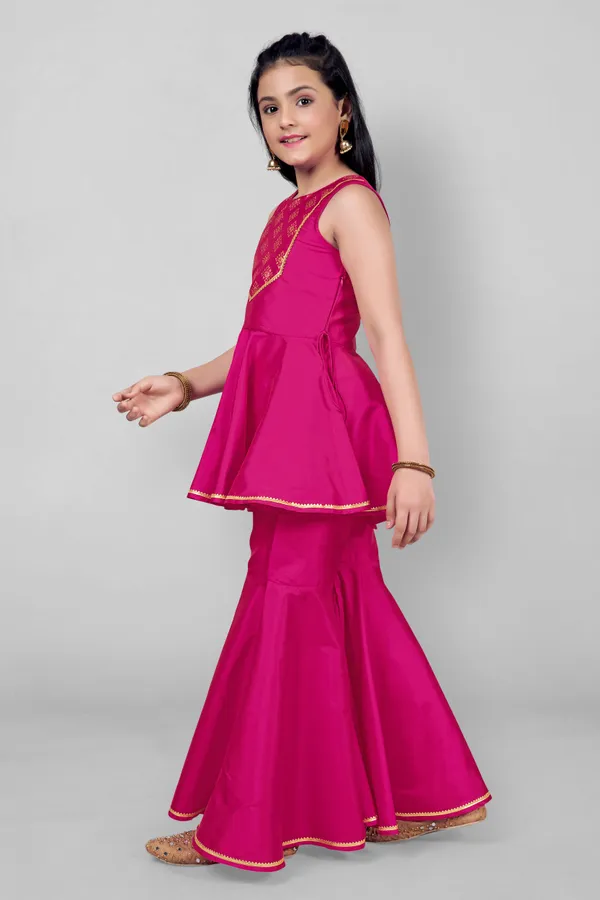 Pink_Taffeta_Foil_Pattern_Top_And_Solid_Sharara_Clothing_Set_For_Girls