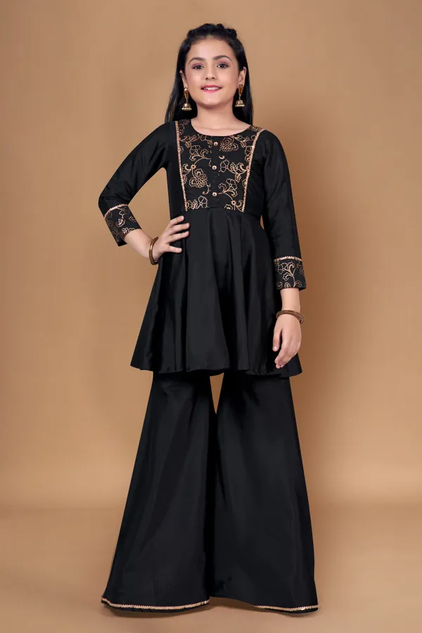Black_Taffeta_Foil_Pattern_Top_And_Solid_Sharara_Clothing_Set_For_Girls