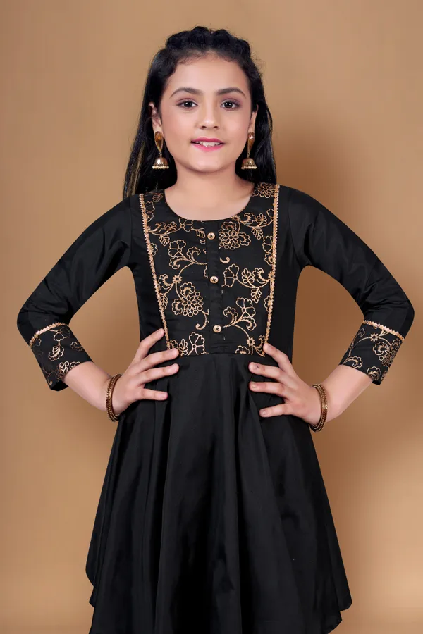 Black_Taffeta_Foil_Pattern_Top_And_Solid_Sharara_Clothing_Set_For_Girls