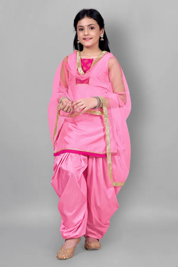 Pink_Taffeta_Solid_Pattern_Kurta_Dhoti_And_Dupatta_Set_For_Girls
