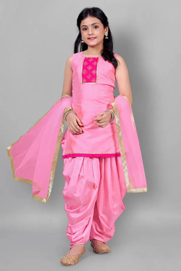 Pink_Taffeta_Solid_Pattern_Kurta_Dhoti_And_Dupatta_Set_For_Girls
